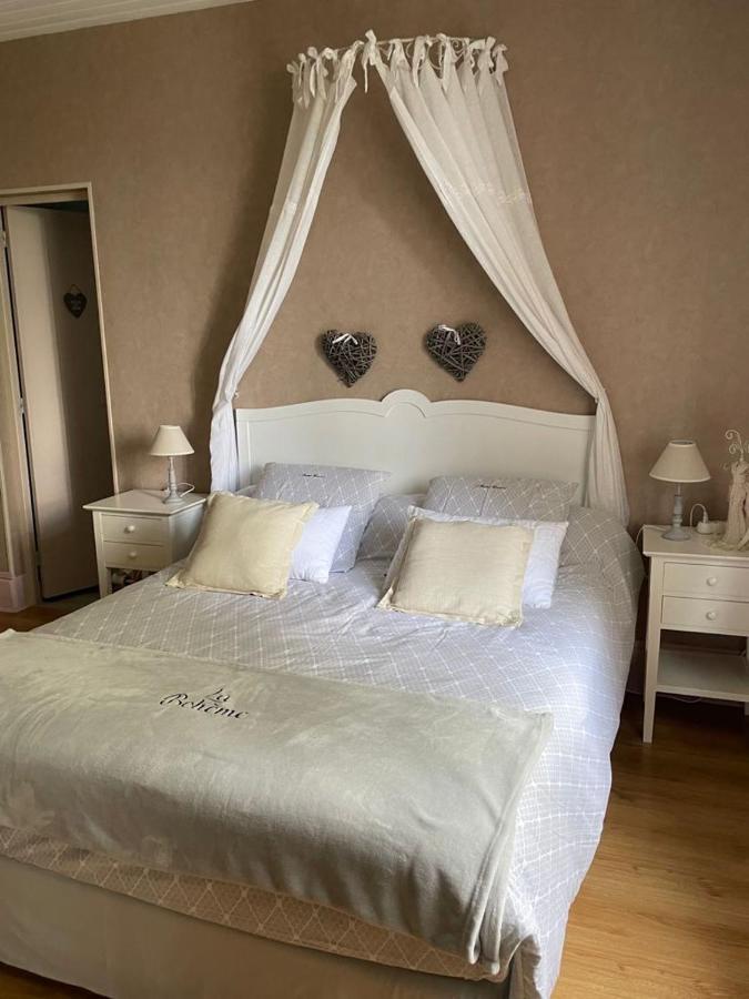 Bed and Breakfast La Boheme Francastel Экстерьер фото